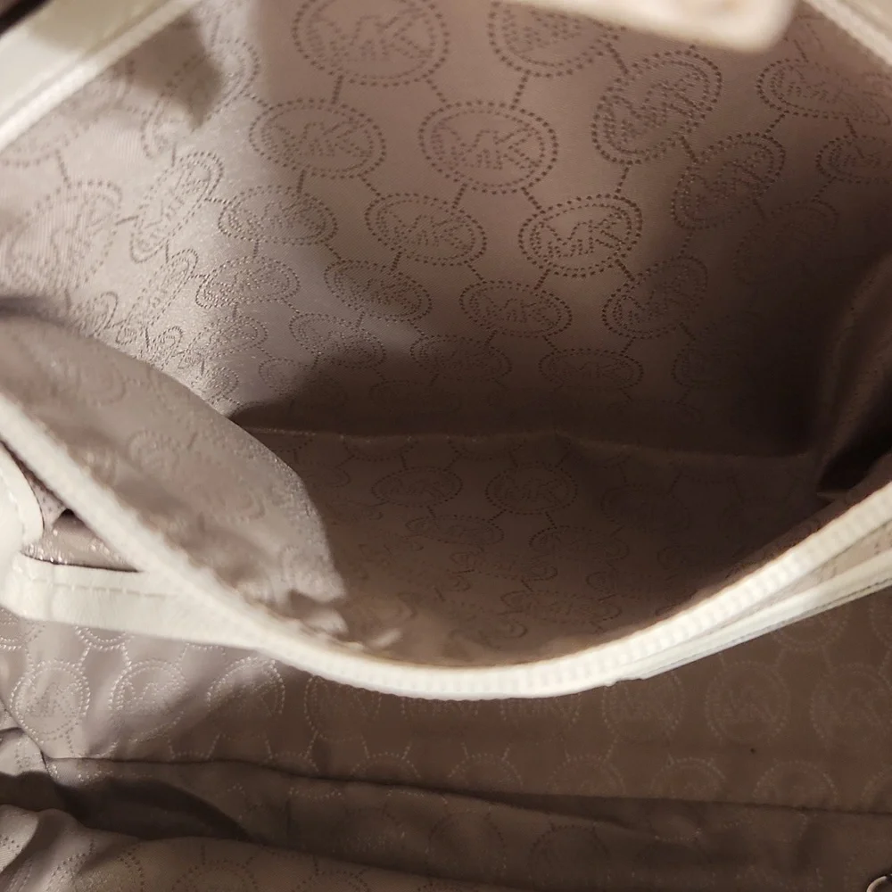 🤍MICHAEL KORS HAMILTON - Picture 12 of 13